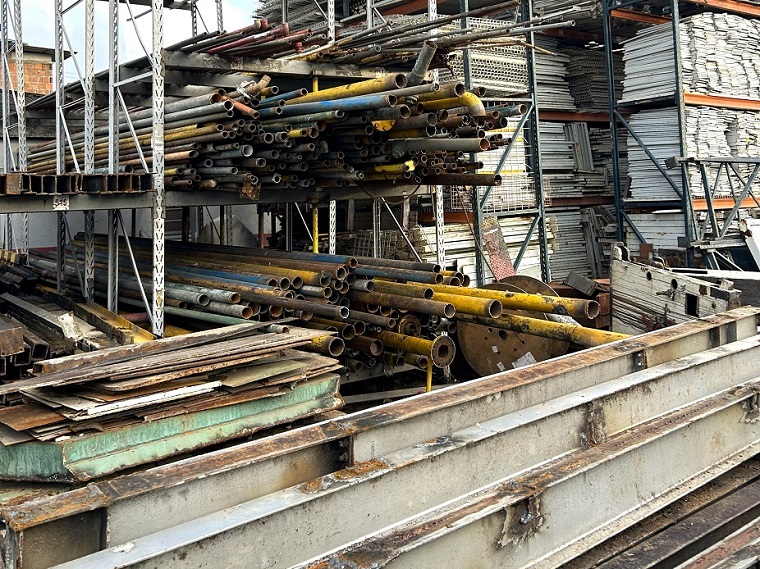 reciclemais-tubos-chapas-vigas-sucatas-ferro-velho